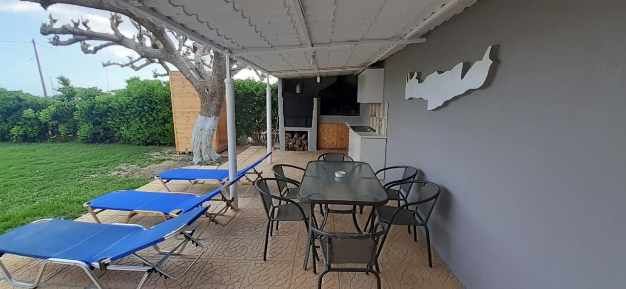 Villa Petrakis Afrathias Garden House Kalamaki  Esterno foto