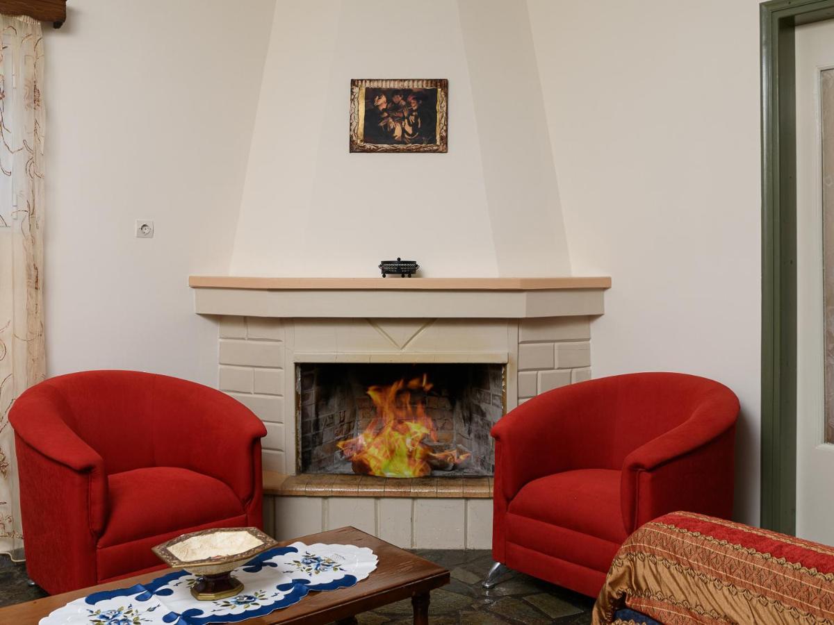 Villa Petrakis Afrathias Garden House Kalamaki  Esterno foto